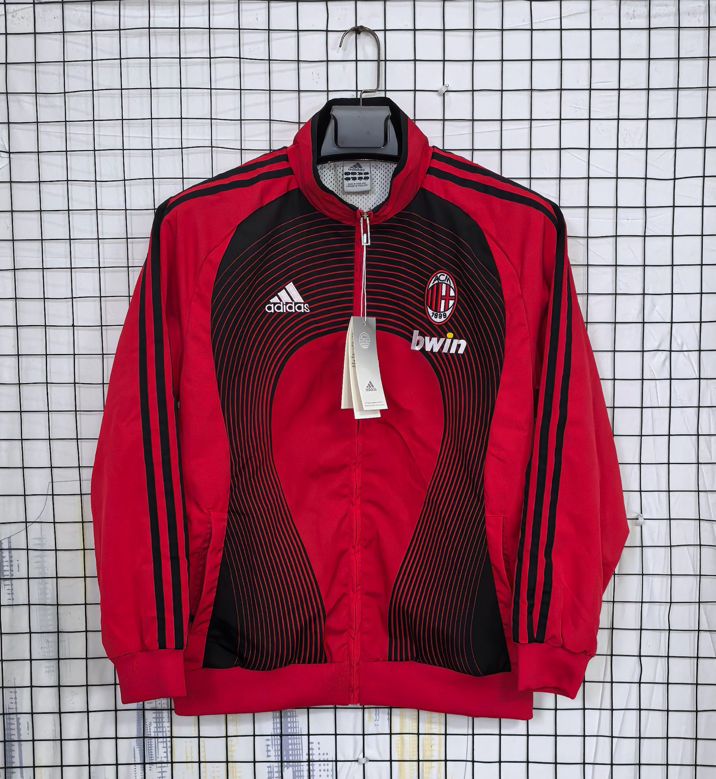 AC Milan Red Windbreaker 25 26 Season