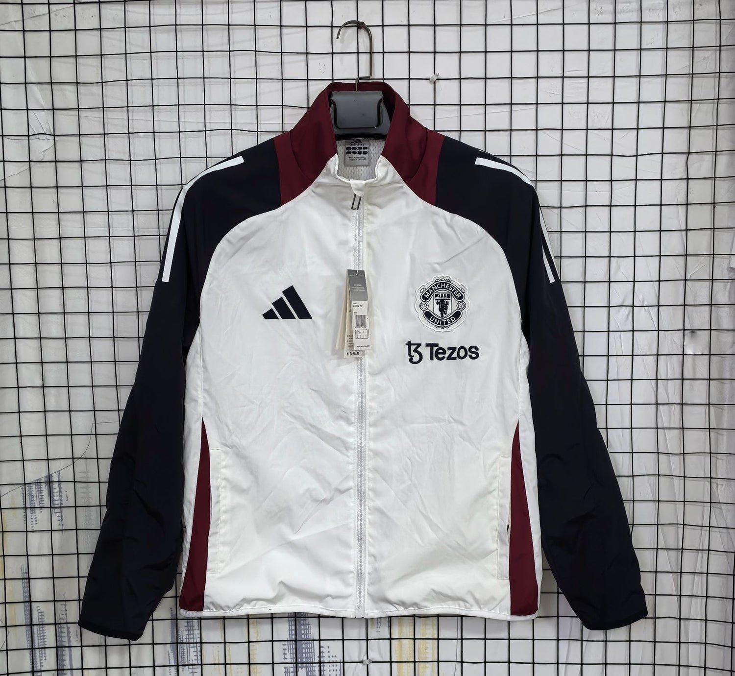 Manchester United White & Black Windbreaker 25 26 Season